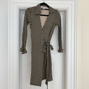 Used DVF wrap dress size 4